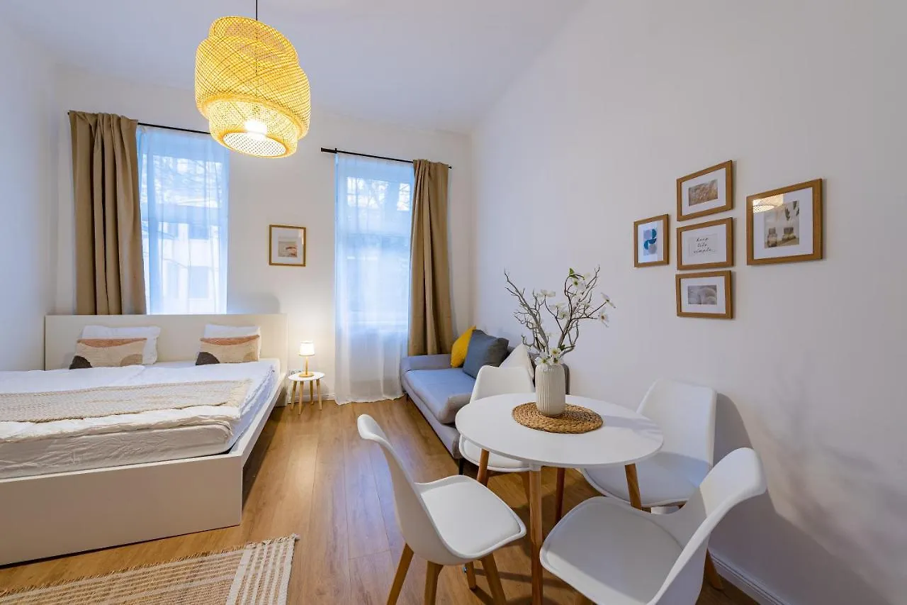 Vienna My City Apartment Bright Room Aparthotel
