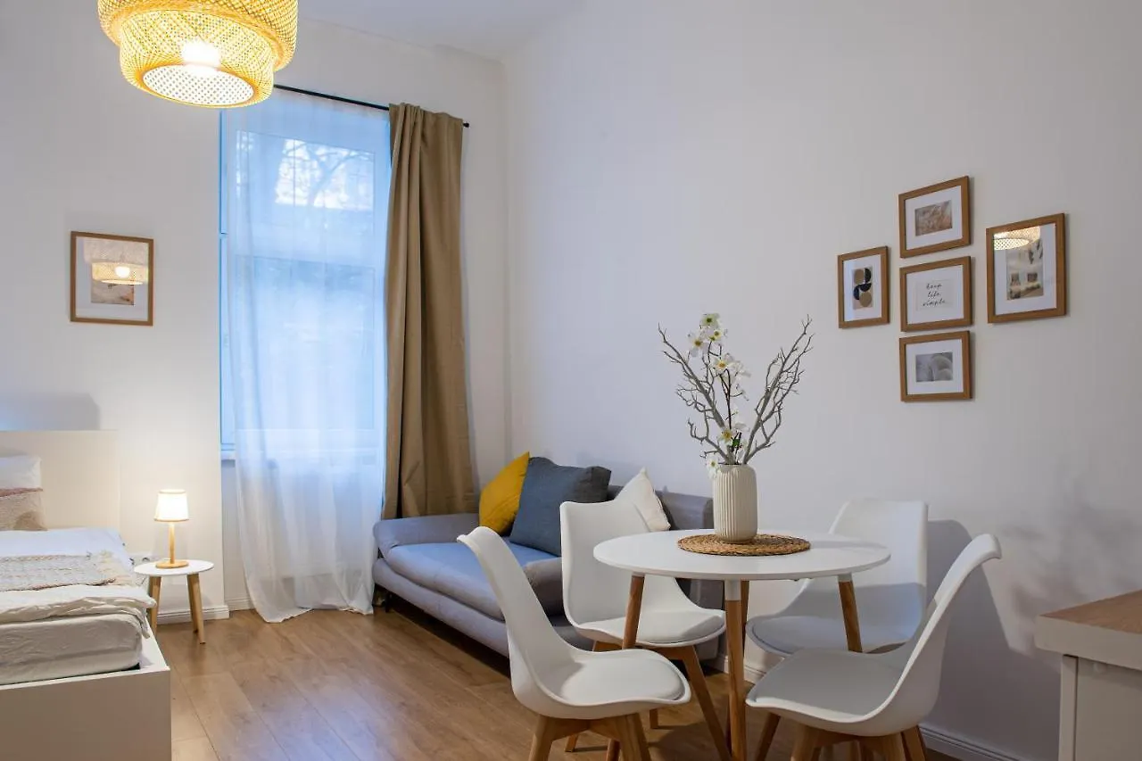 Vienna My City Apartment Bright Room Aparthotel